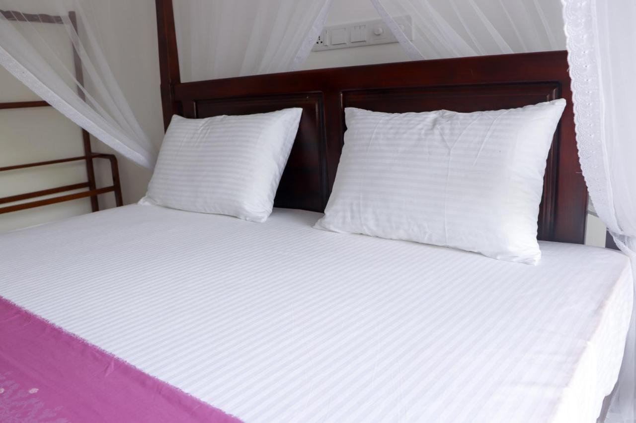 Sakura Calm Rest Bed & Breakfast Mirissa Dış mekan fotoğraf