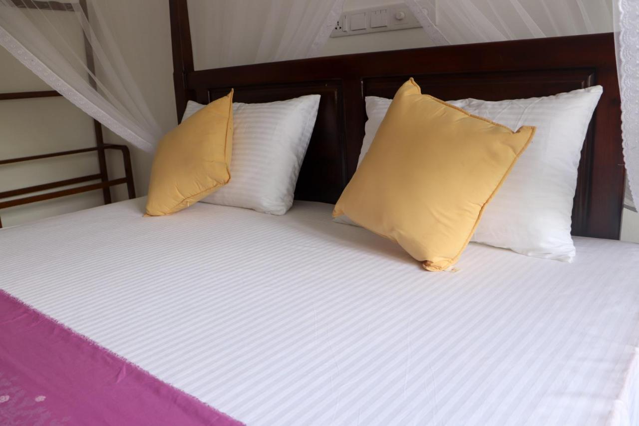 Sakura Calm Rest Bed & Breakfast Mirissa Dış mekan fotoğraf