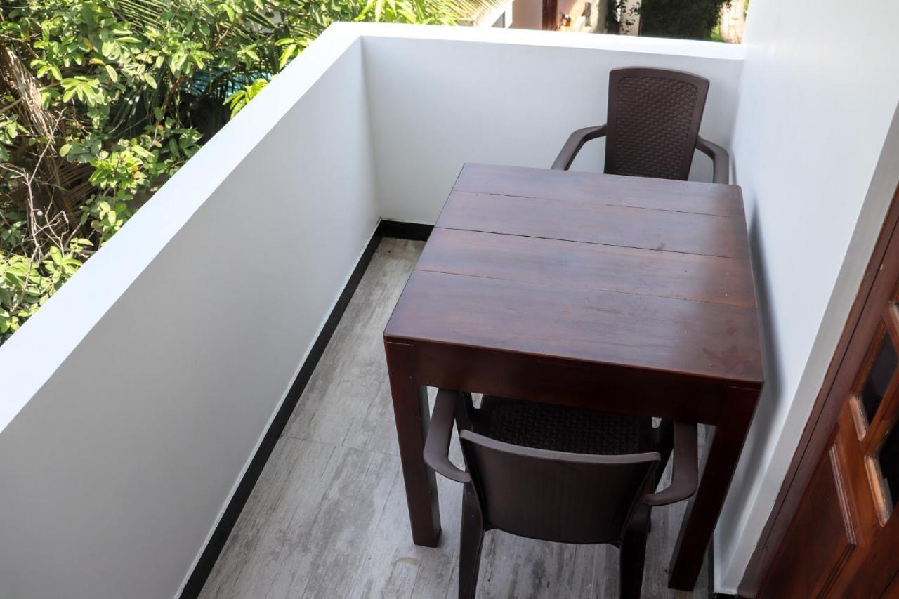 Sakura Calm Rest Bed & Breakfast Mirissa Dış mekan fotoğraf